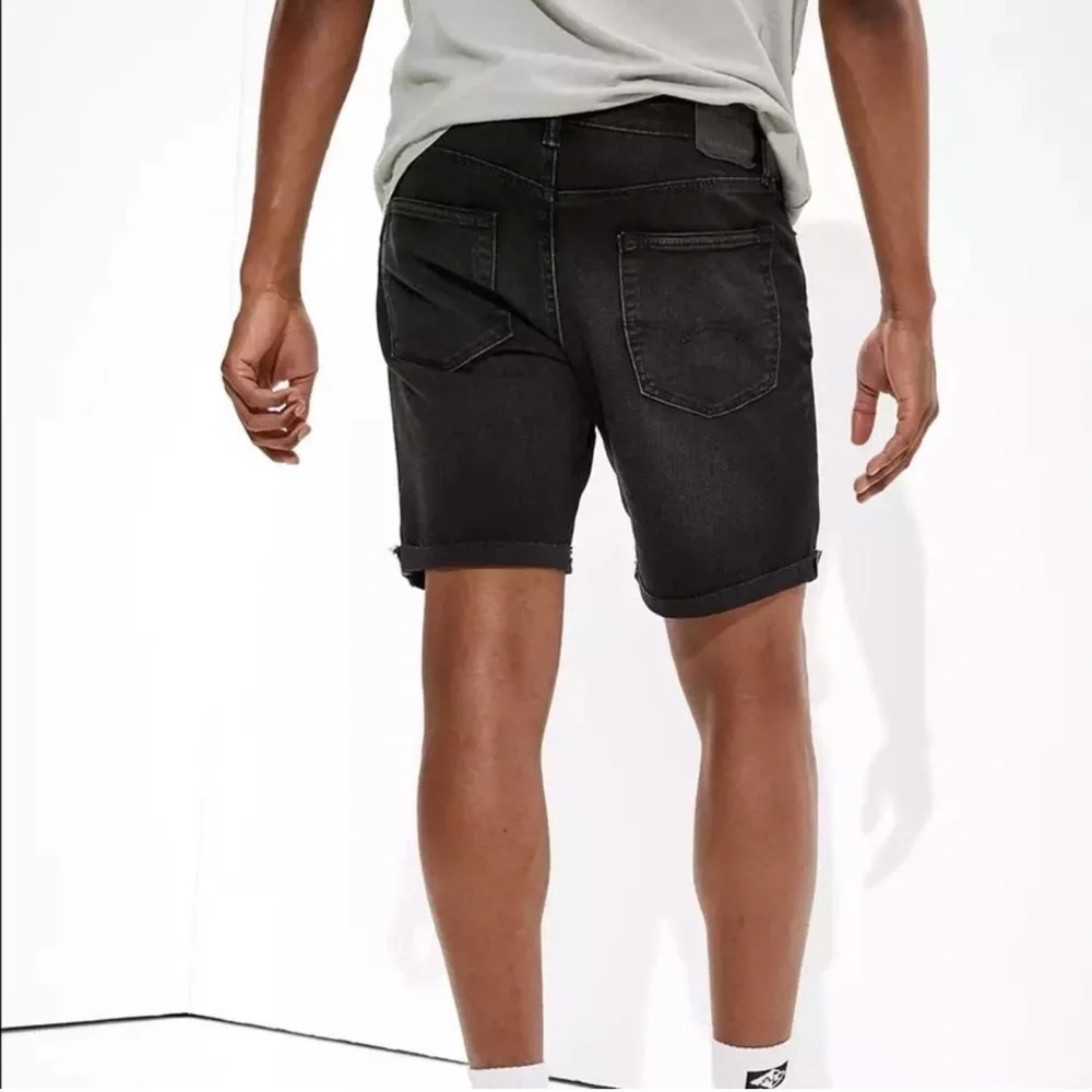AMERICAN EAGLE AirFlex Move-Free Athletic Fit Jean Shorts Sz 36
